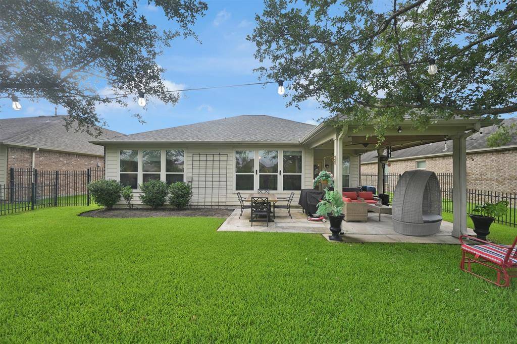 Rosenberg, TX 77469,8227 Clover Leaf DR