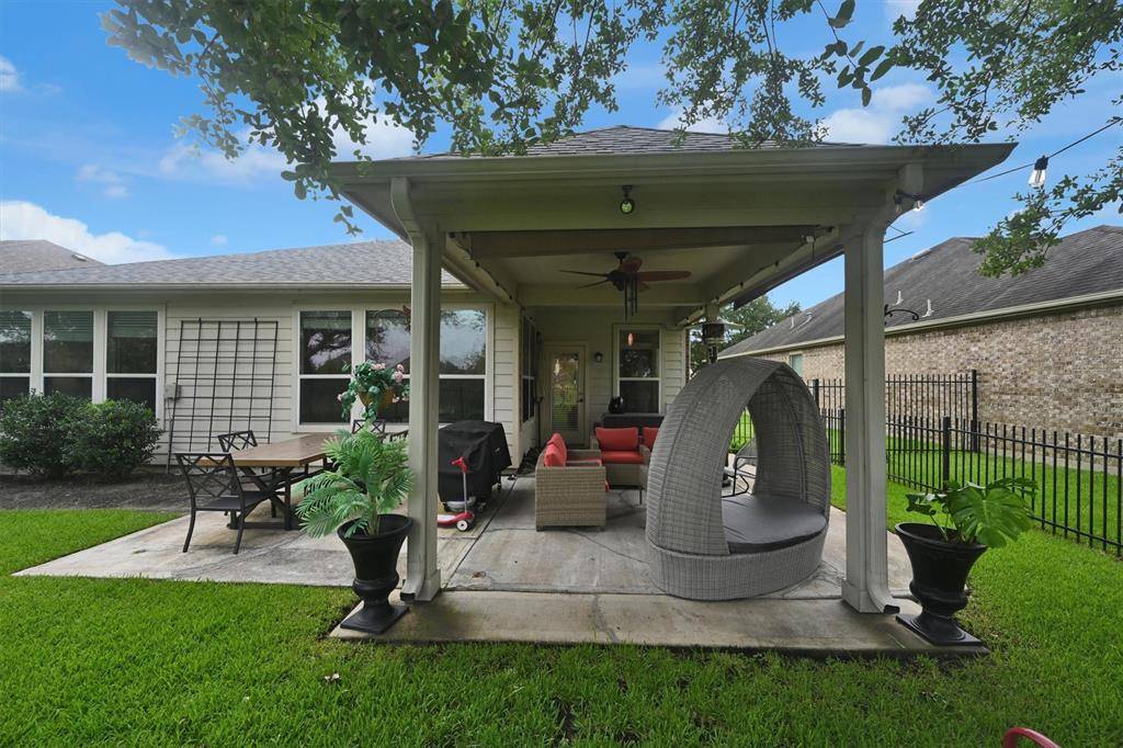 Rosenberg, TX 77469,8227 Clover Leaf DR