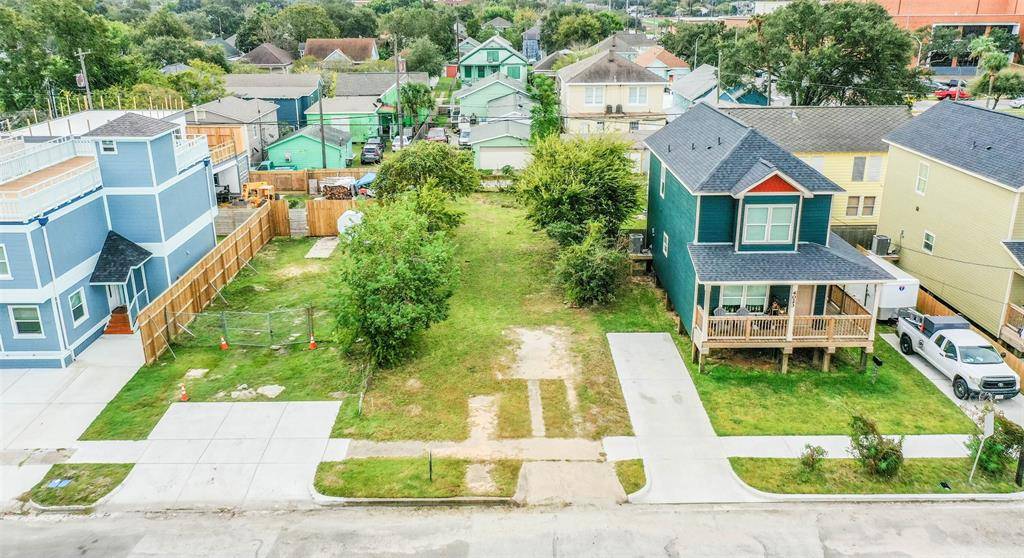 Galveston, TX 77550,4021 Avenue N 1/2