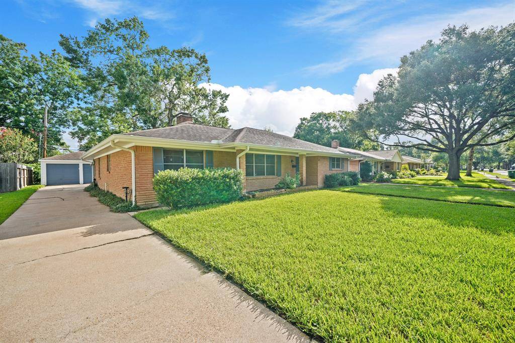 Houston, TX 77096,5810 Wigton DR