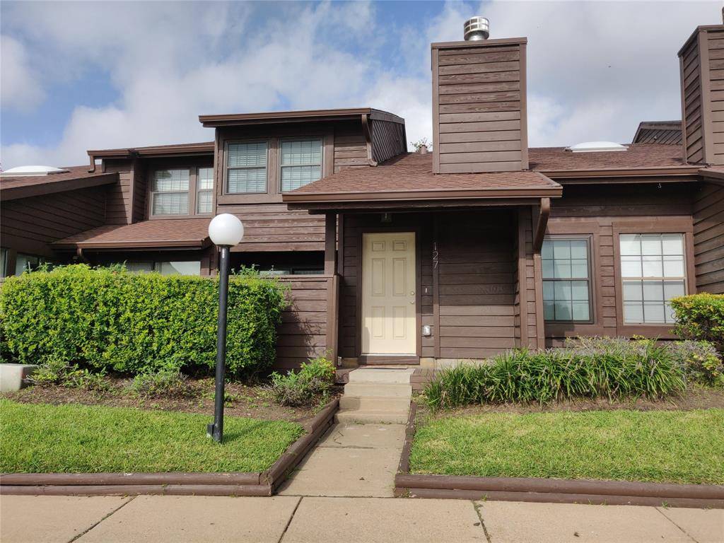 Sugar Land, TX 77479,2611 Grants Lake BLVD #127