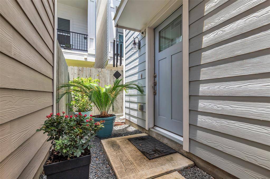 Houston, TX 77003,3009A Bell ST
