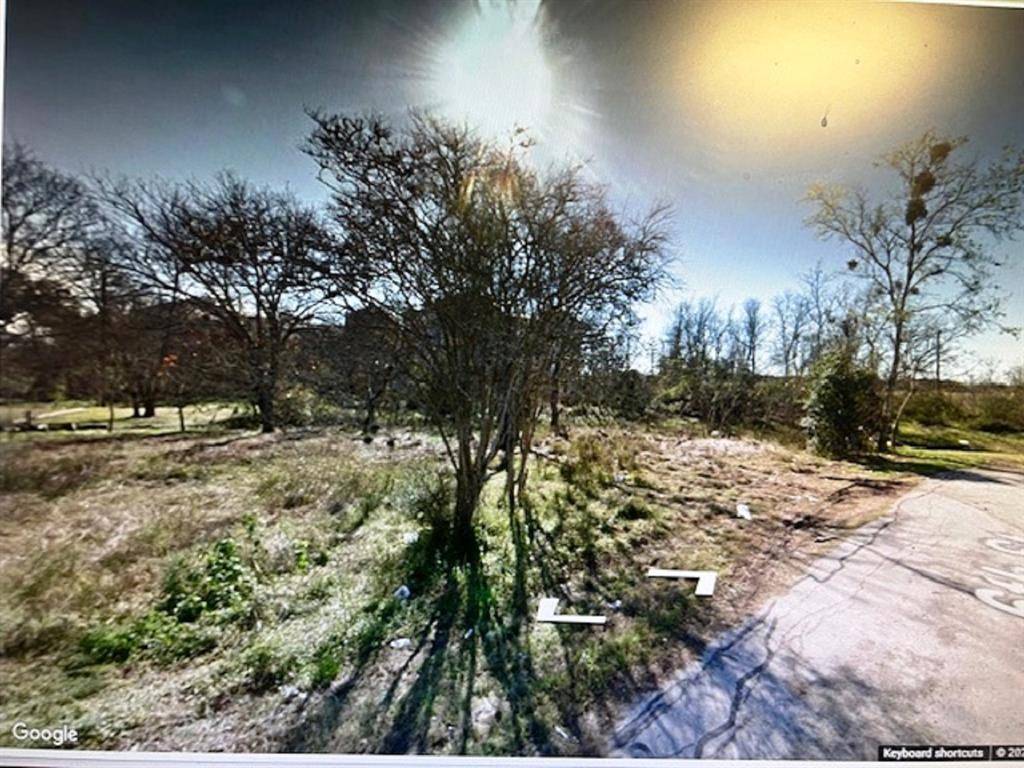 Eagle Lake, TX 77434,622 6th ST