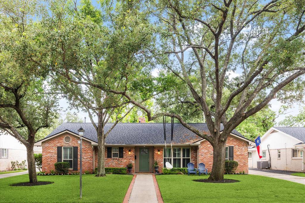 Houston, TX 77042,10043 Overbrook LN