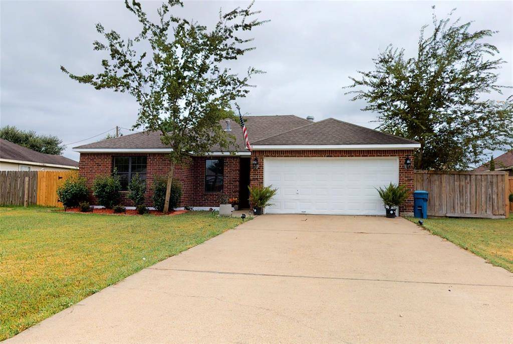 Navasota, TX 77868,103 Willow CT