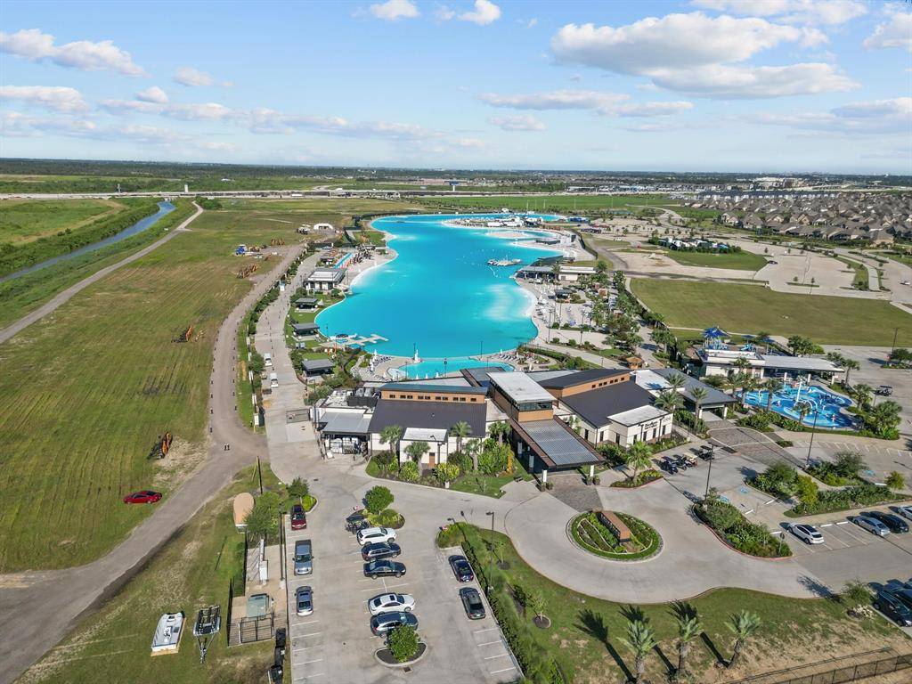 La Marque, TX 77568,2525 Galley Ridge DR