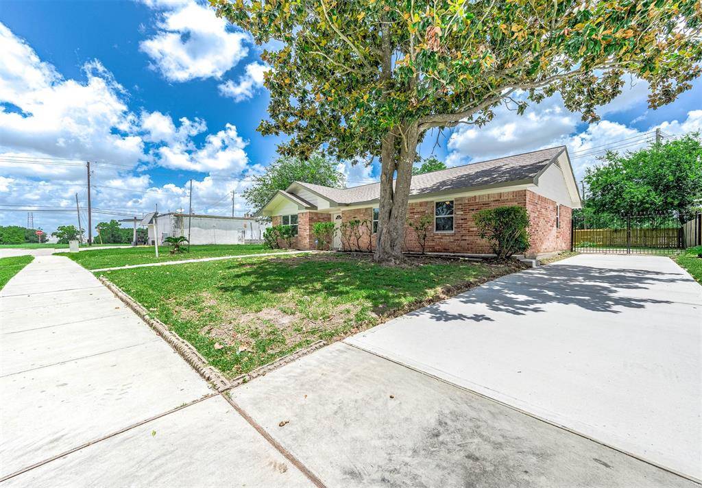 Pearland, TX 77581,2105 Cedar ST