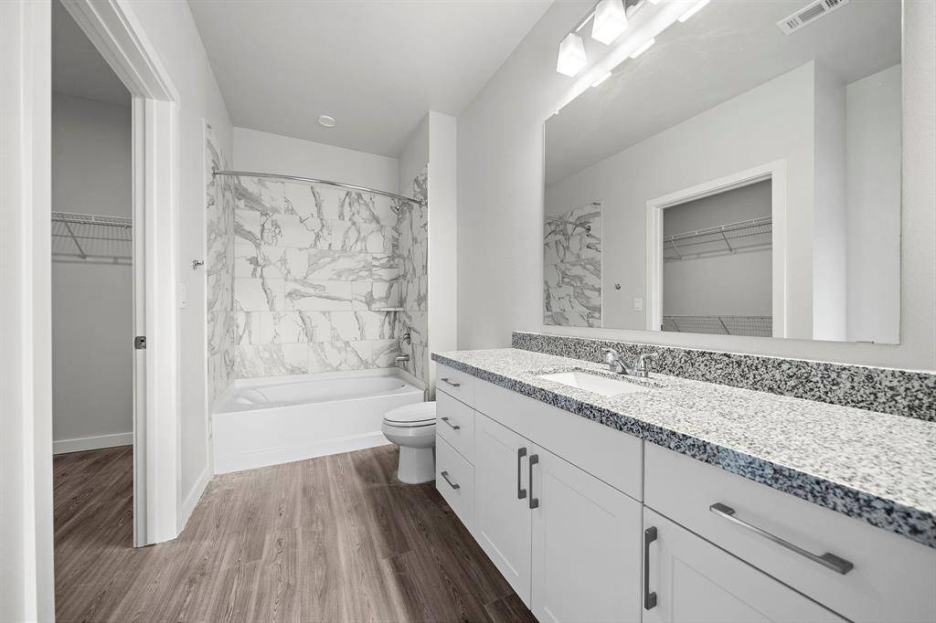 Cypress, TX 77433,19939 Longenbaugh Rd #202