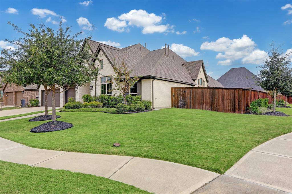 Iowa Colony, TX 77583,9819 Bell CT