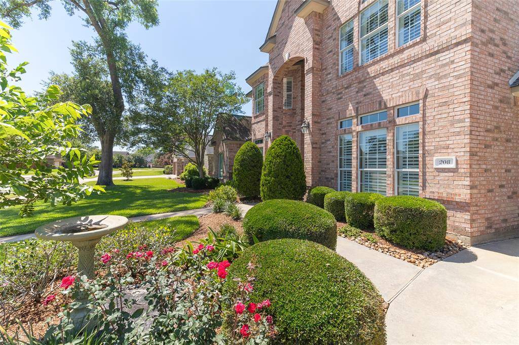 Lake Jackson, TX 77566,208 Canyon Oak DR
