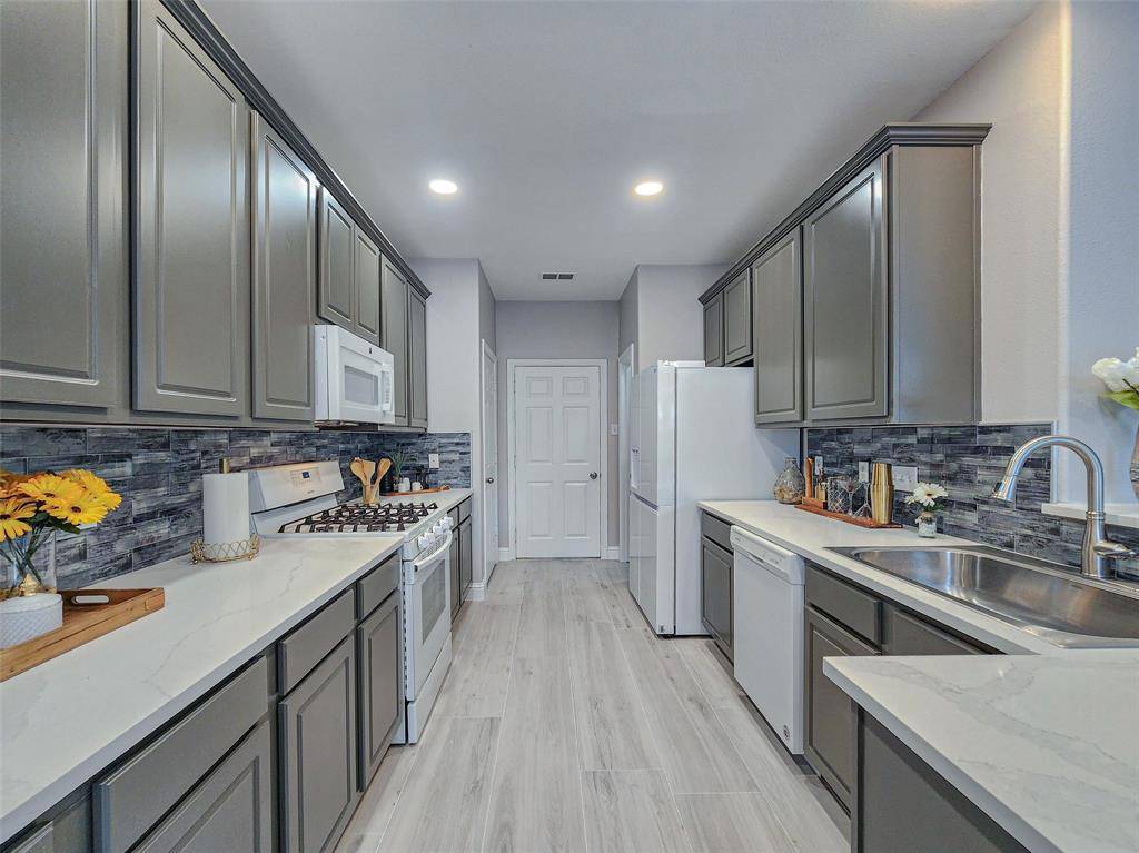 Houston, TX 77014,14334 Melody Glen LN