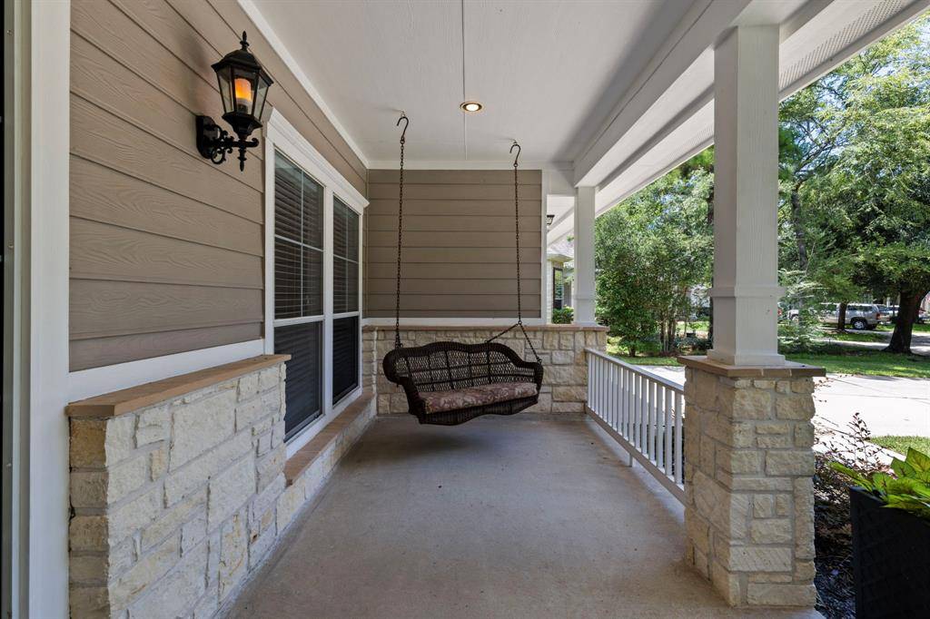 The Woodlands, TX 77382,166 Dapple Gray ST