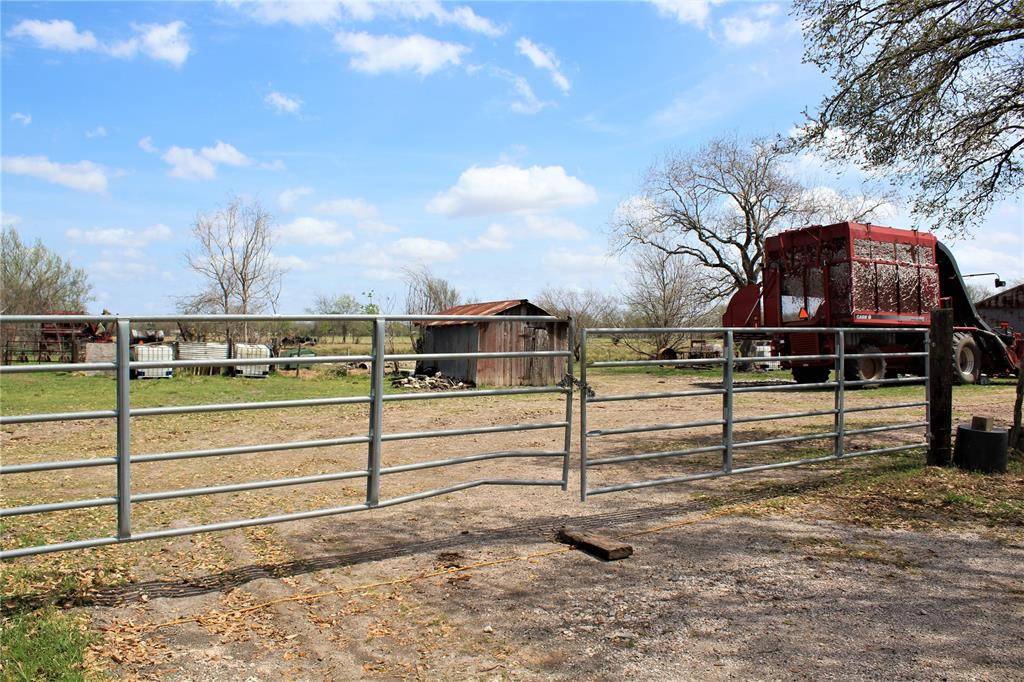 Needville, TX 77461,5927 Foster School RD