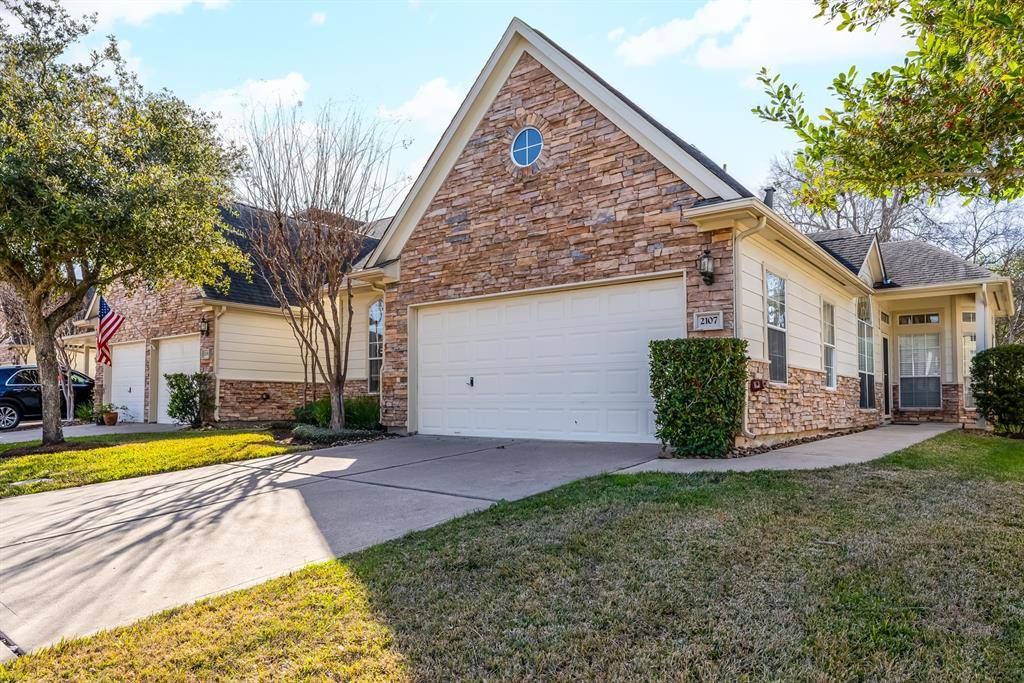 Sugar Land, TX 77479,2107 Ridge Wood LN