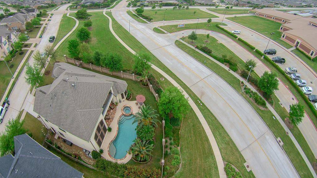 Katy, TX 77494,10015 Nicollet Lake LN