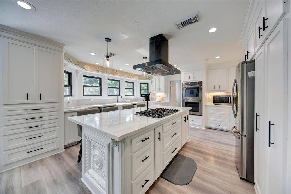 Brenham, TX 77833,1950 Country Club RD