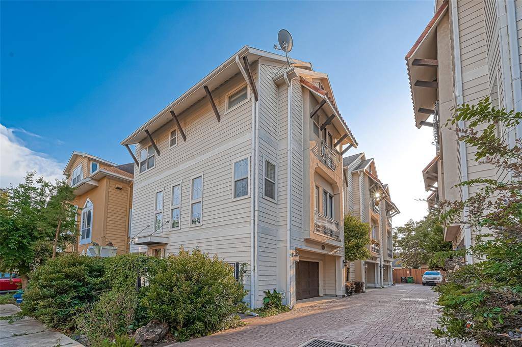 Houston, TX 77007,219 Knox ST