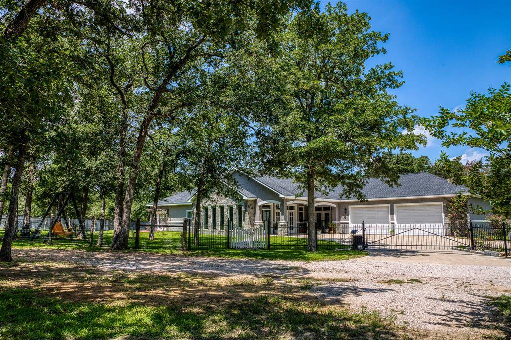 Brenham, TX 77833,6195 Clay LN