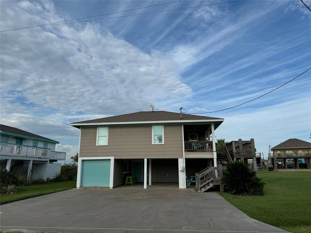 Crystal Beach, TX 77650,976 Nassau DR