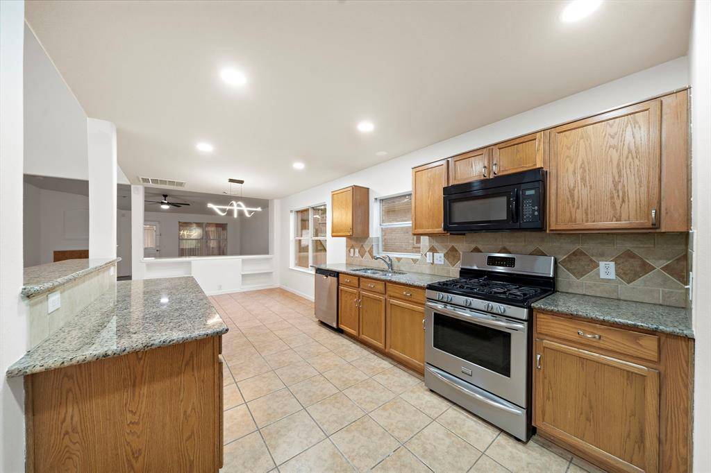 Houston, TX 77345,2811 Sandberry DR