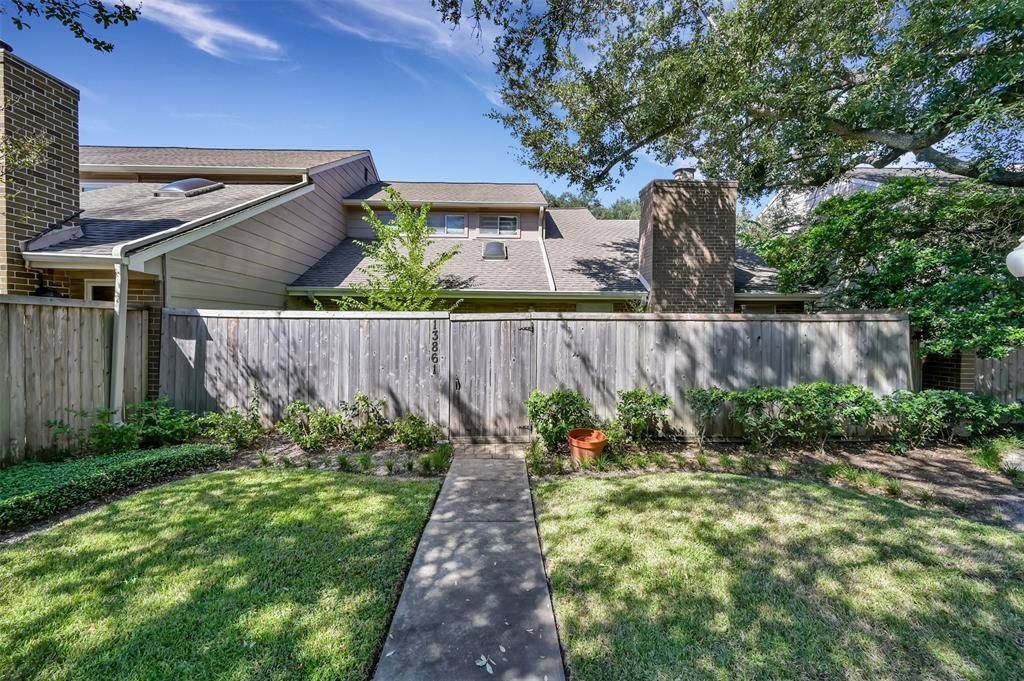 Houston, TX 77082,13861 Hollowgreen DR