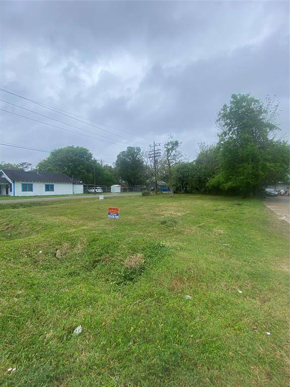 Beaumont, TX 77705,890 Pipkin ST