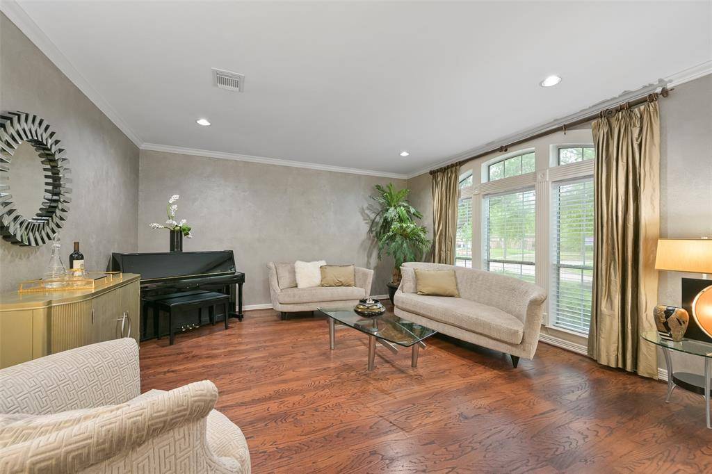 Houston, TX 77059,15431 Greens Cove WAY