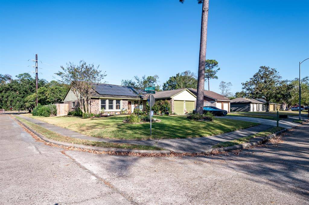 Crosby, TX 77532,17403 Mallett ST