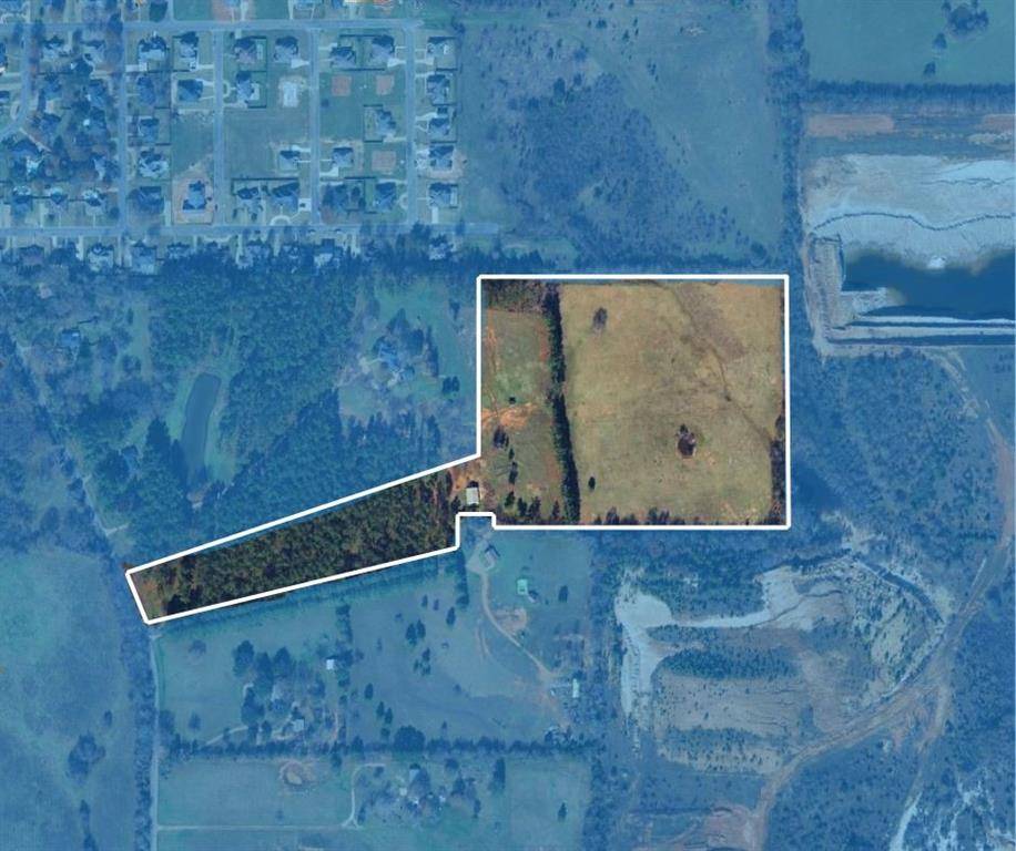 Athens, TX 75751,1201 b Robbins RD