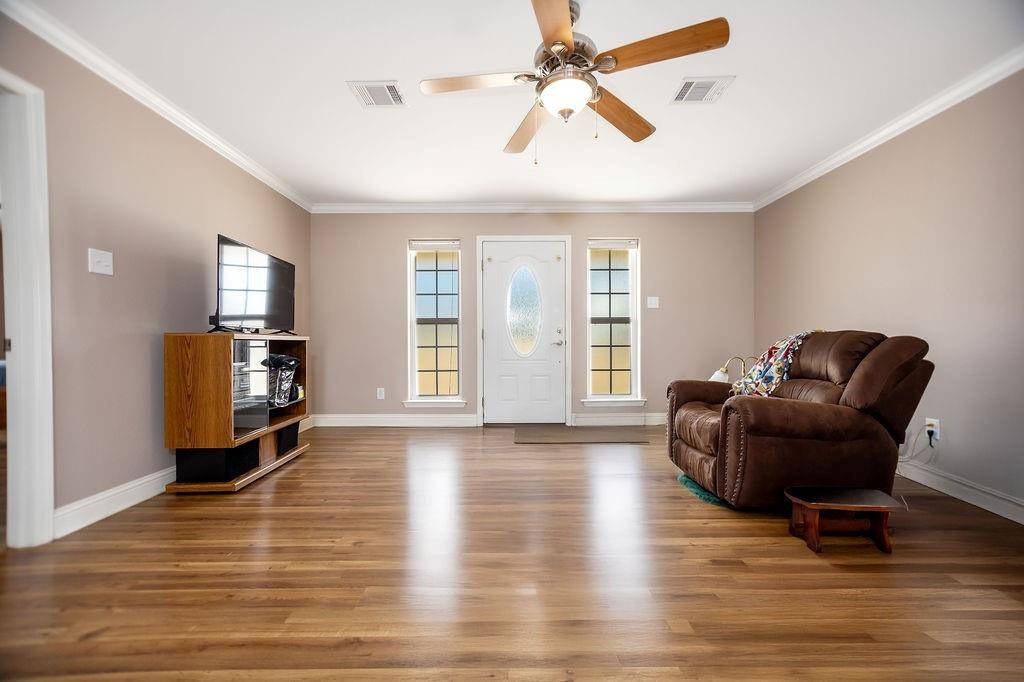 Nacogdoches, TX 75964,587 County Road 831