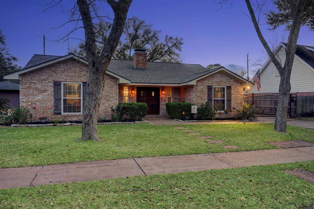 Sugar Land, TX 77478,131 Bluebonnet Street