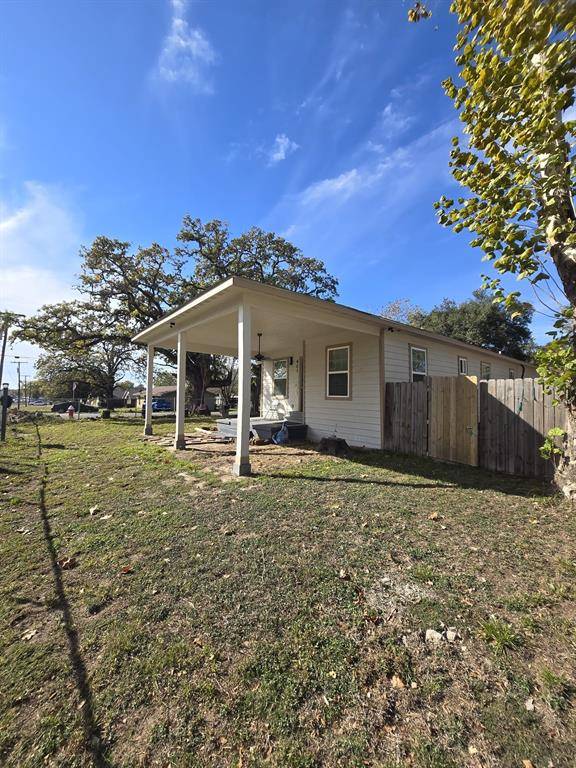 Hearne, TX 77859,401 E 3rd ST