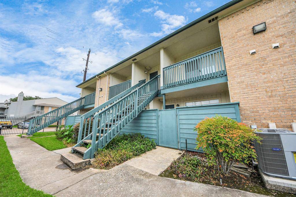 Houston, TX 77598,250 El Dorado BLVD #204
