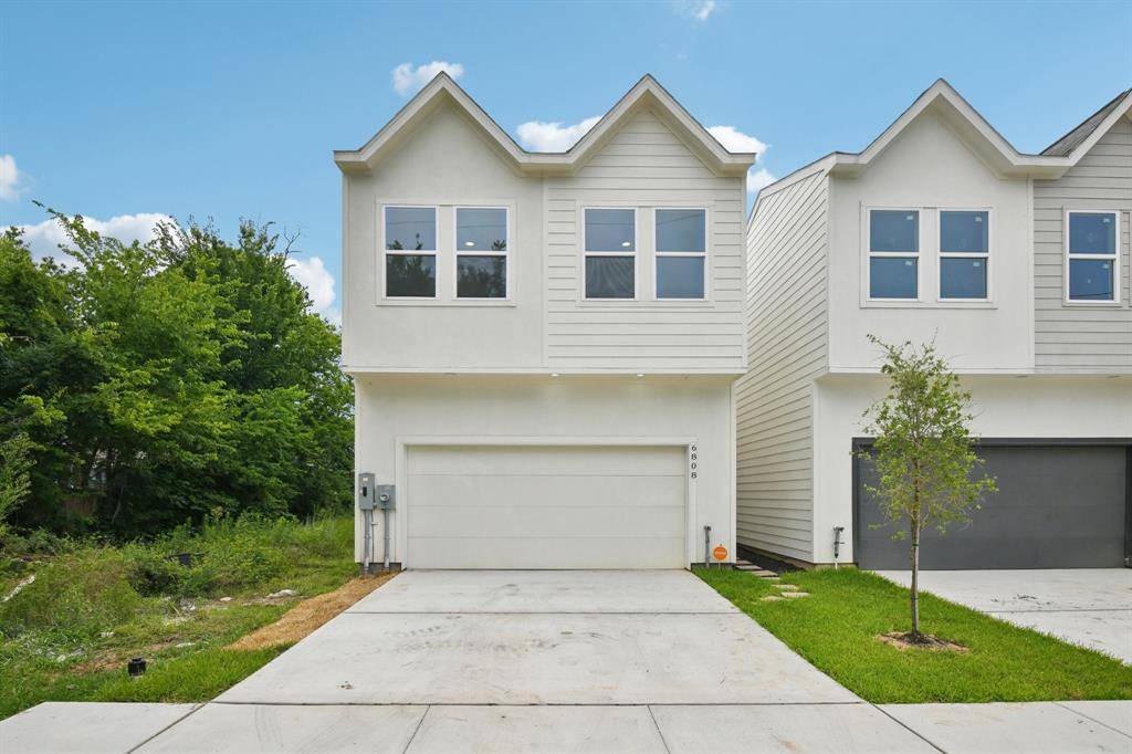 Houston, TX 77021,6735 LIVERPOOL ST