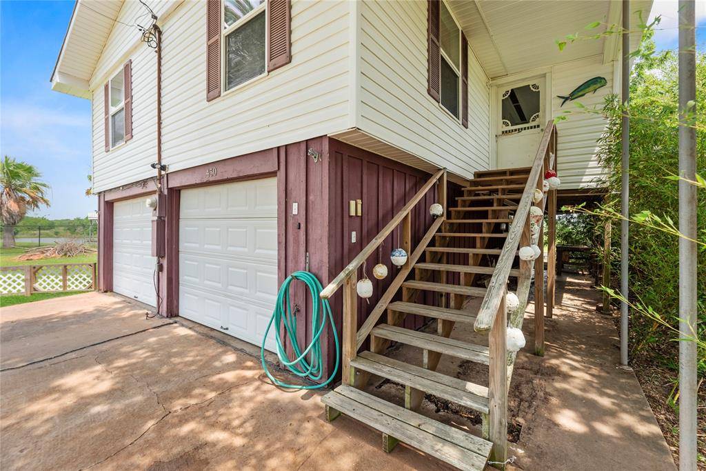 Freeport, TX 77541,450 Creek DR