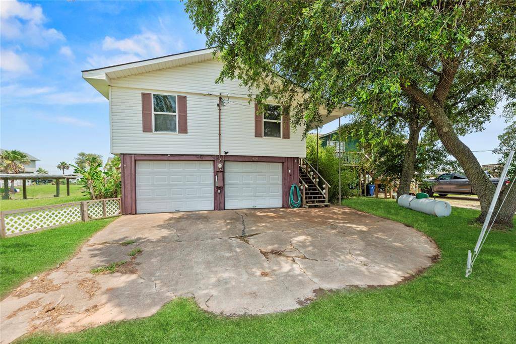 Freeport, TX 77541,450 Creek DR