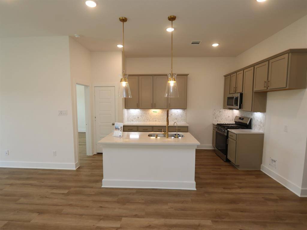 Santa Fe, TX 77510,3417 Moraine Lake DR