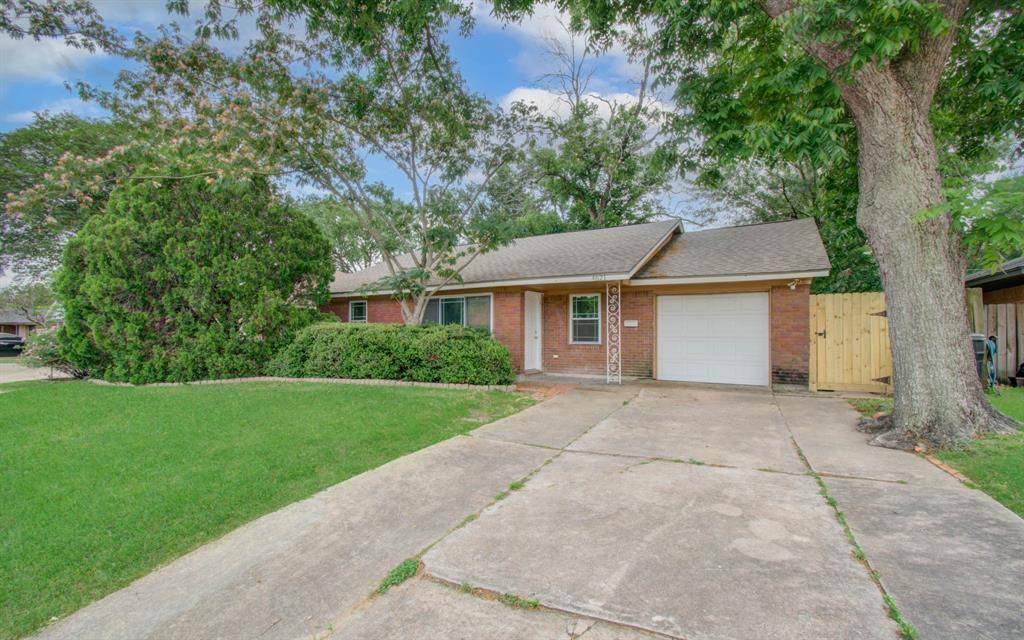 Houston, TX 77092,4621 W 43rd ST