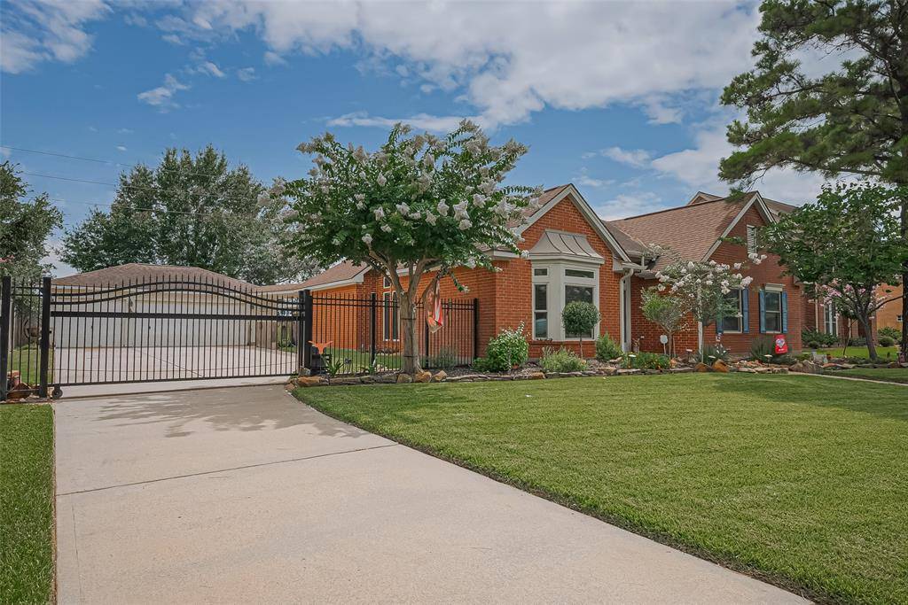 Cypress, TX 77433,15014 Redbud Leaf LN