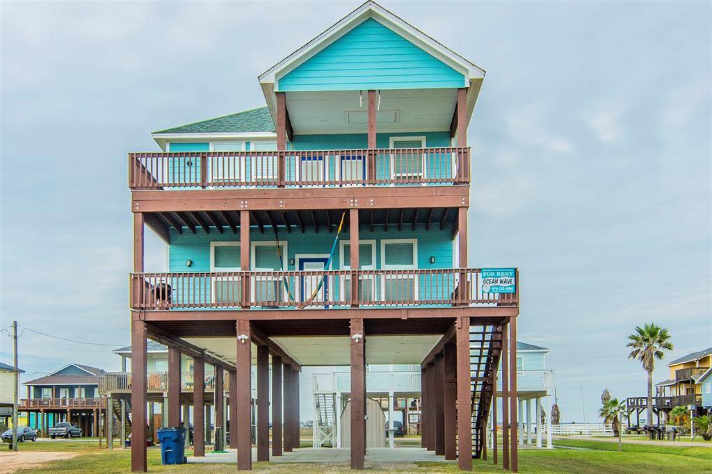 Surfside Beach, TX 77541,303 Gulfway CT