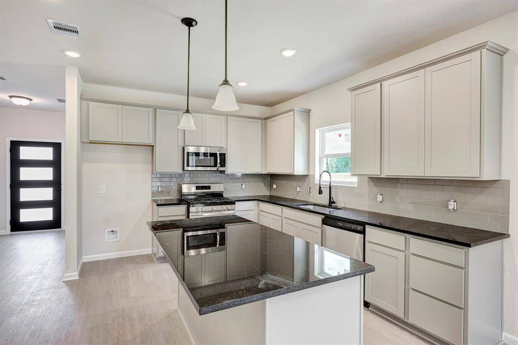 Magnolia, TX 77354,15130 Bank Swallow PL