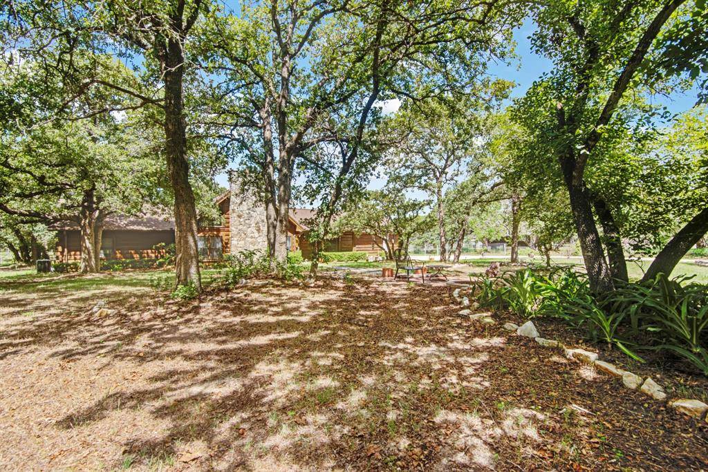 Floresville, TX 78114,105 O'Malley LN