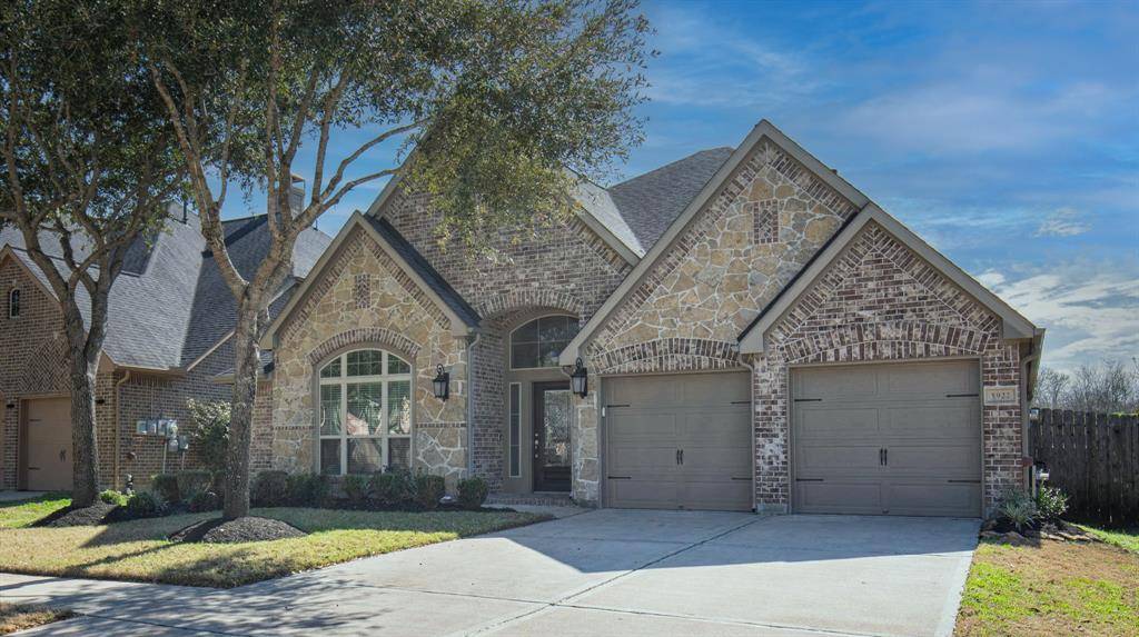 Sugar Land, TX 77479,5922 Bristol Path LN