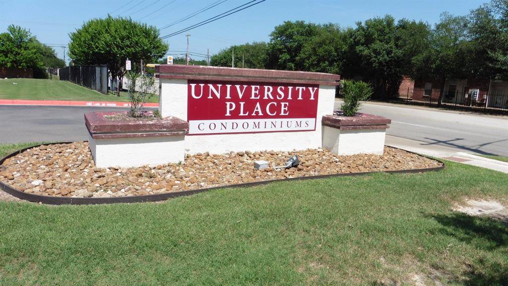 College Station, TX 77840,515 Southwest Pkwy #101