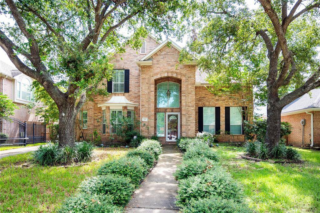 Houston, TX 77094,215 Wildmoor CT