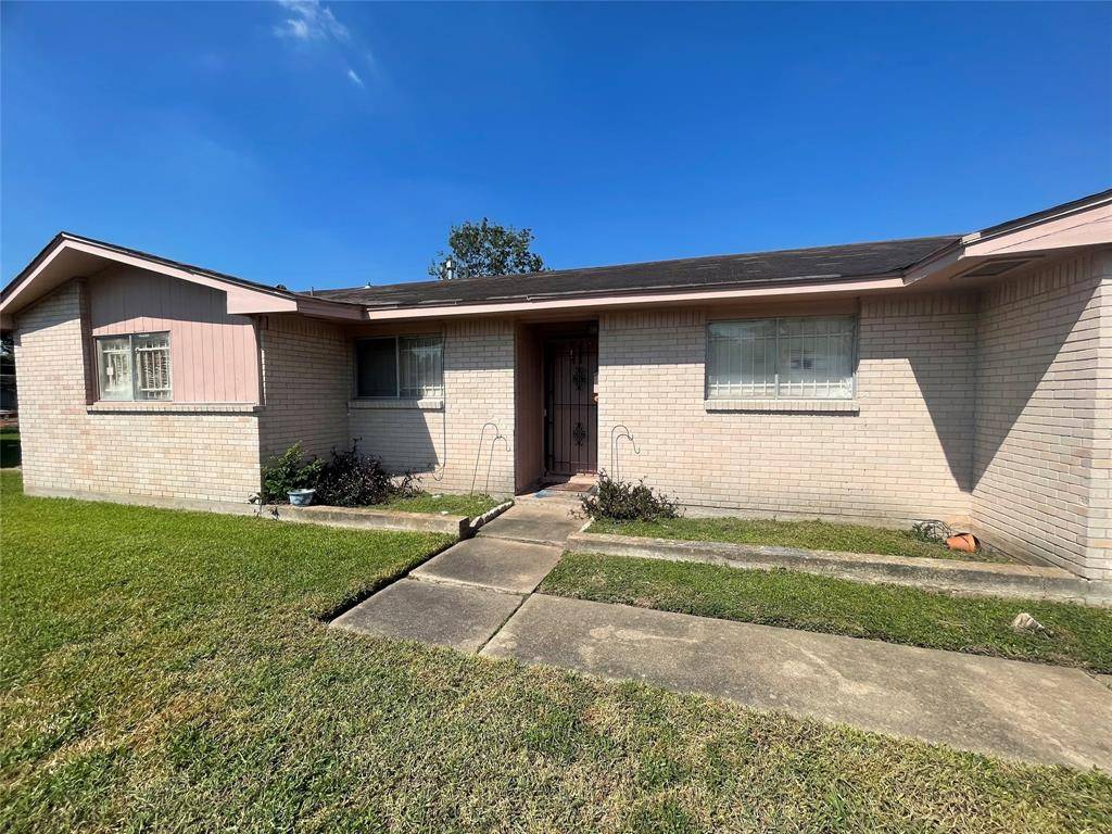 Houston, TX 77048,5126 Denoron CT