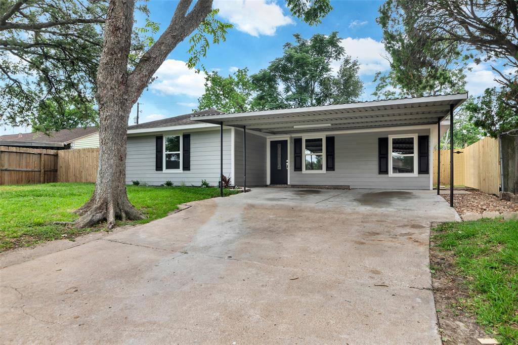 Houston, TX 77033,5858 Beldart ST