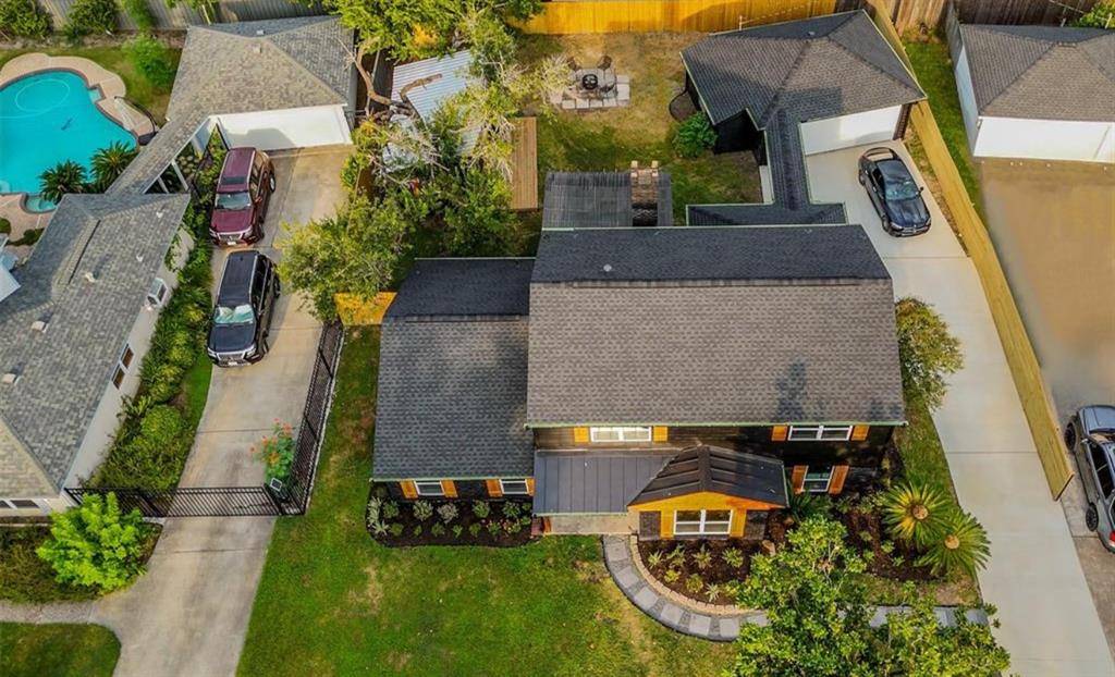 Houston, TX 77080,2106 Teague RD