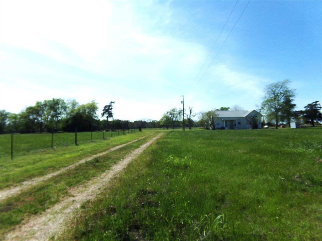 Weimar, TX 78962,1928 S FM 155