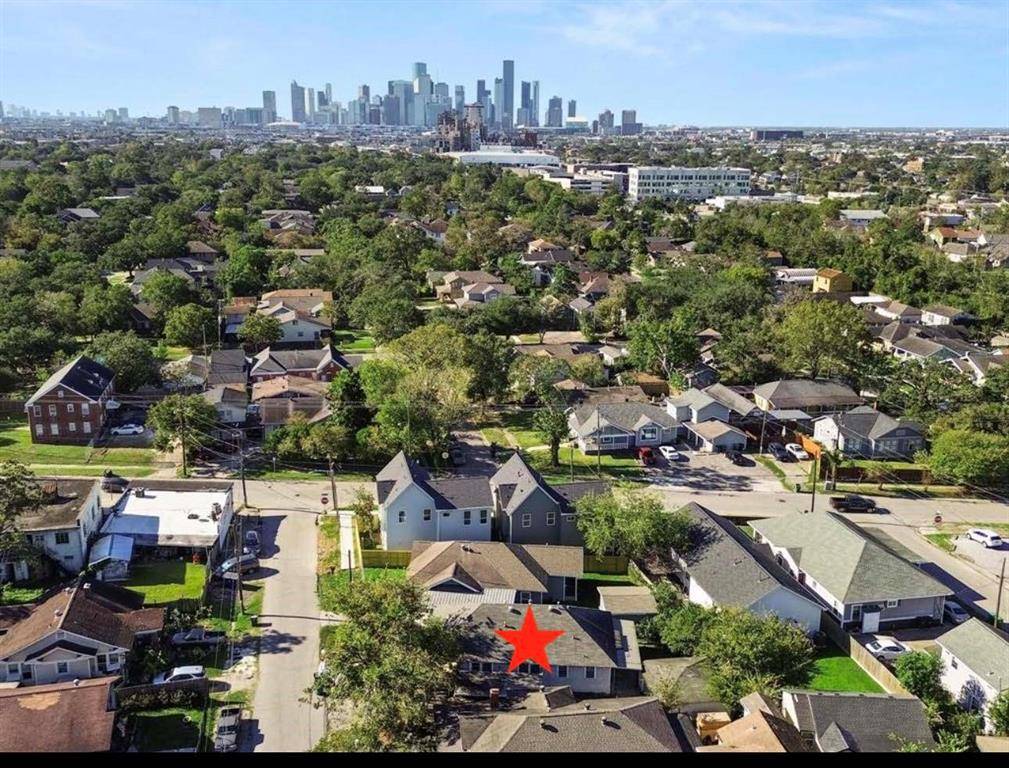 Houston, TX 77023,4915 Walker ST